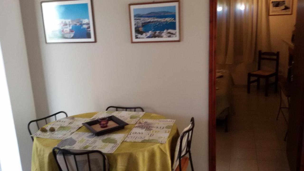 Sunset Studios And Apartments For Adults Over 21 Only Науса Экстерьер фото