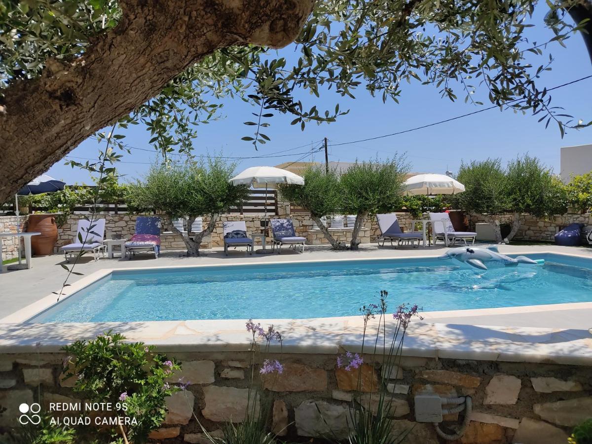 Sunset Studios And Apartments For Adults Over 21 Only Науса Экстерьер фото