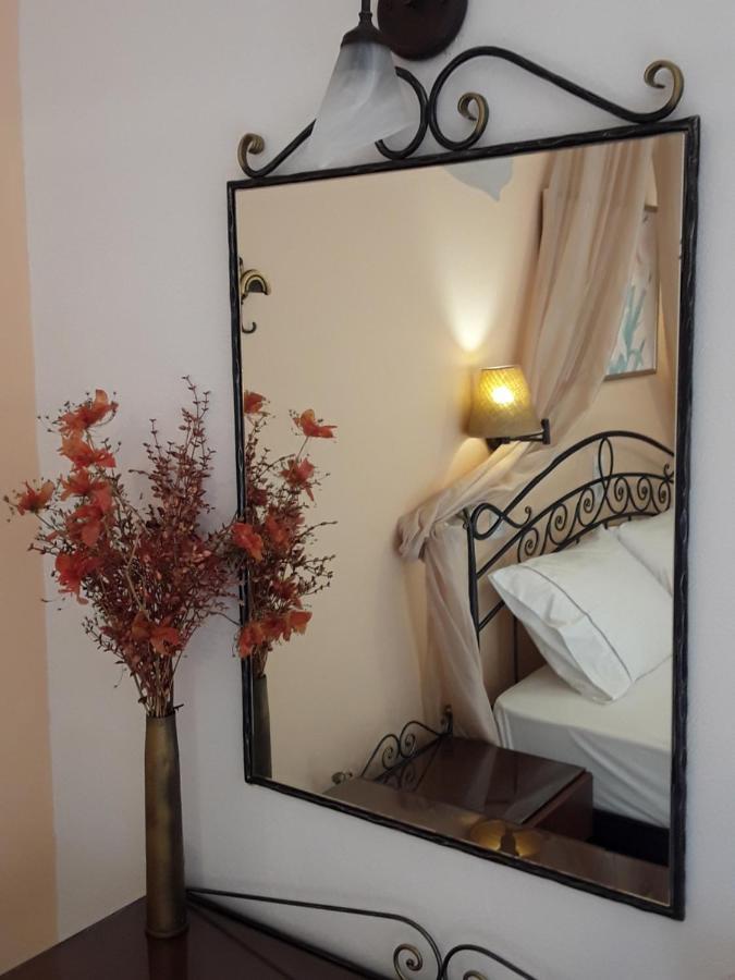 Sunset Studios And Apartments For Adults Over 21 Only Науса Экстерьер фото