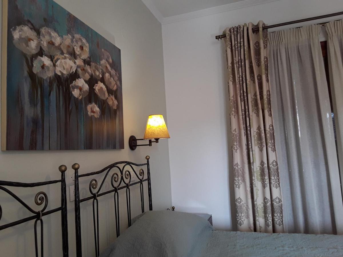 Sunset Studios And Apartments For Adults Over 21 Only Науса Экстерьер фото